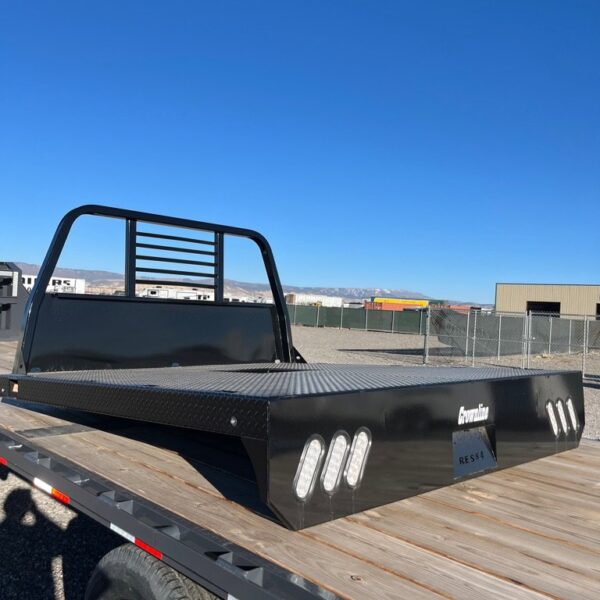 24 CROWNLINE RES84 TB