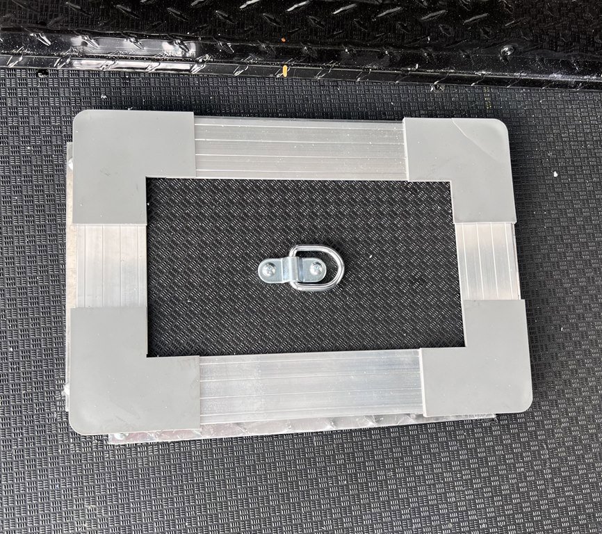 23 TNT RT10228XTSPH ET - Image 25