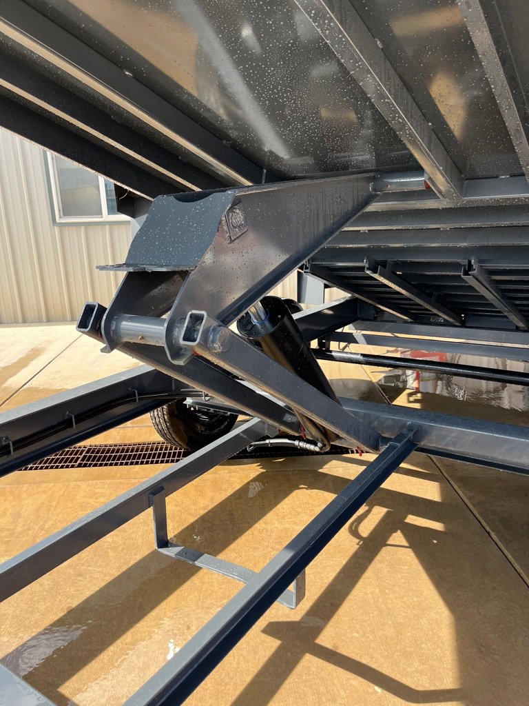 25 LAMAR 83X16TADUMP DT - Image 10