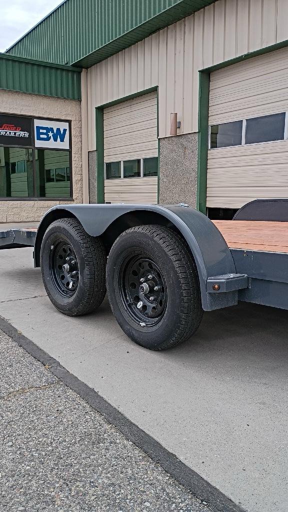 24 LAMAR 83207K CE - Image 3